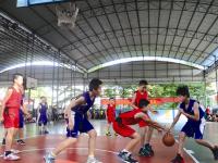体育路小学：鲜花赠师传暖意 朱砂启智润童心